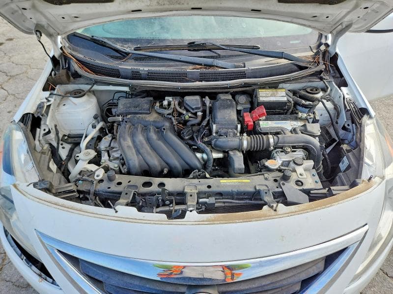 2019 NISSAN VERSA SV 11
