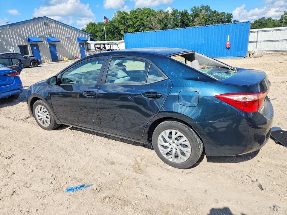 2018 TOYOTA COROLLA LE 2
