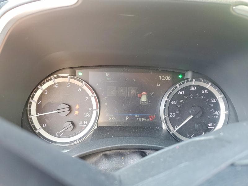 2024 TOYOTA HIGHLANDER XLE 9
