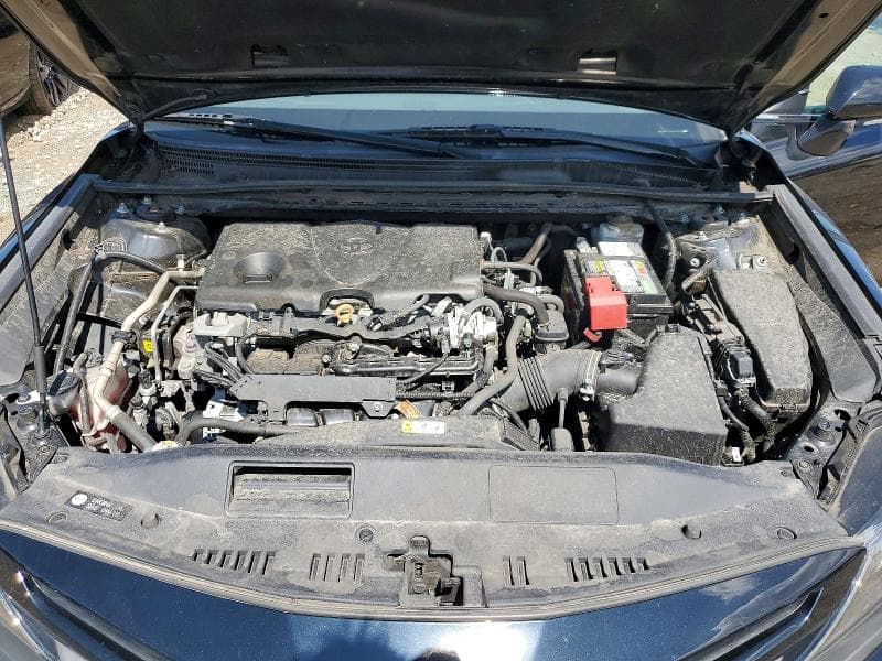 2021 TOYOTA CAMRY SE 11