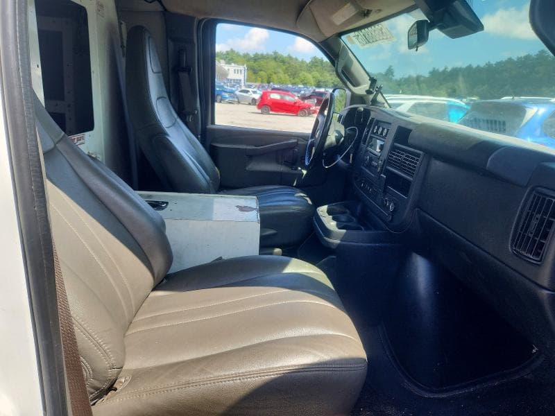 2019 CHEVROLET EXPRESS G2500 10