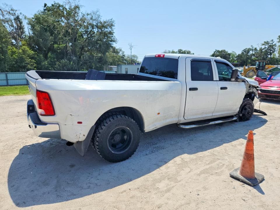 2018 RAM 3500 ST 3