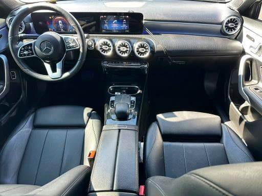 2019 MERCEDES-BENZ A 220 7