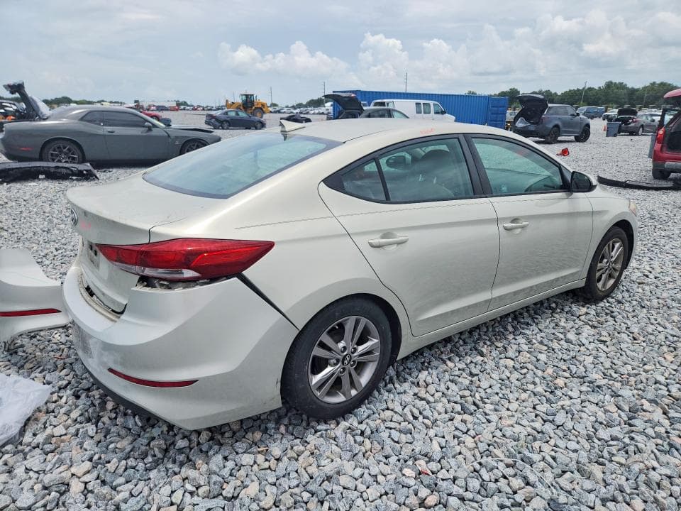 2017 HYUNDAI ELANTRA SE 3