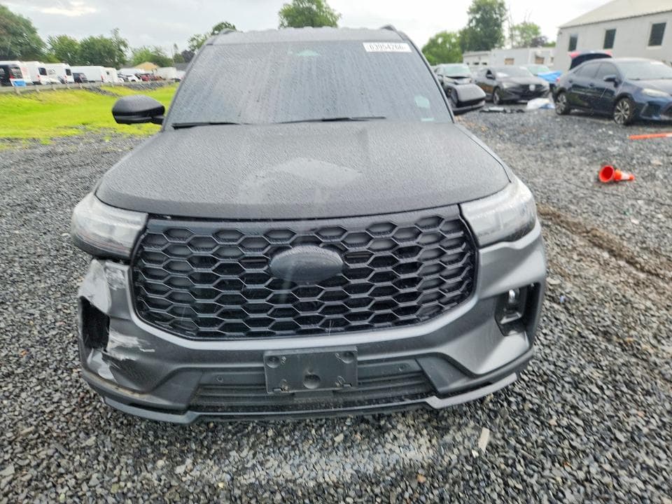 2025 FORD EXPLORER ST-LINE 5
