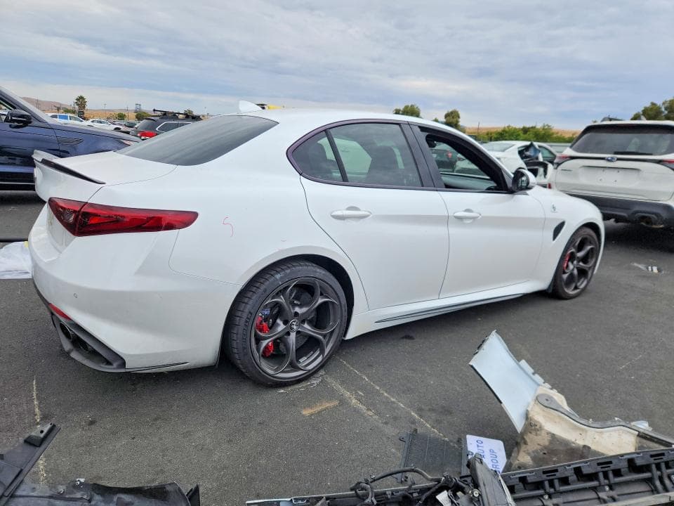 2018 ALFA ROMEO GIULIA QUADRIFOGLIO 3