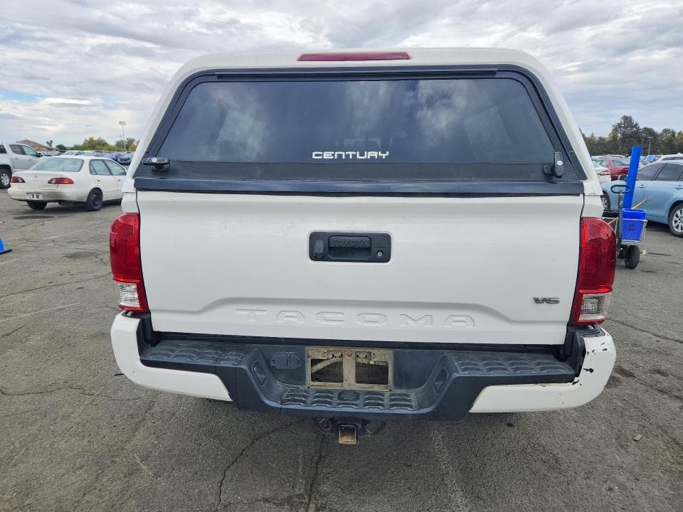 2017 TOYOTA TACOMA TRD SPORT 6