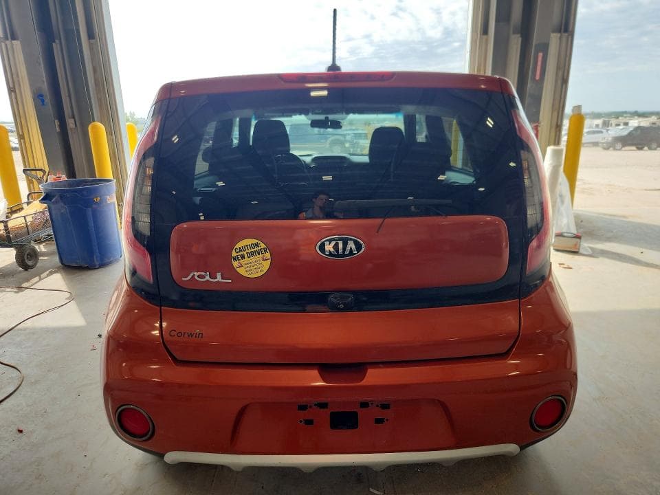 2019 KIA SOUL + 6