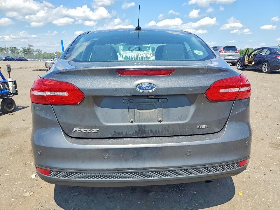 2017 FORD FOCUS SEL 6