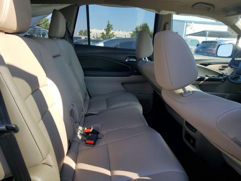 2019 HONDA PILOT TOURING 11