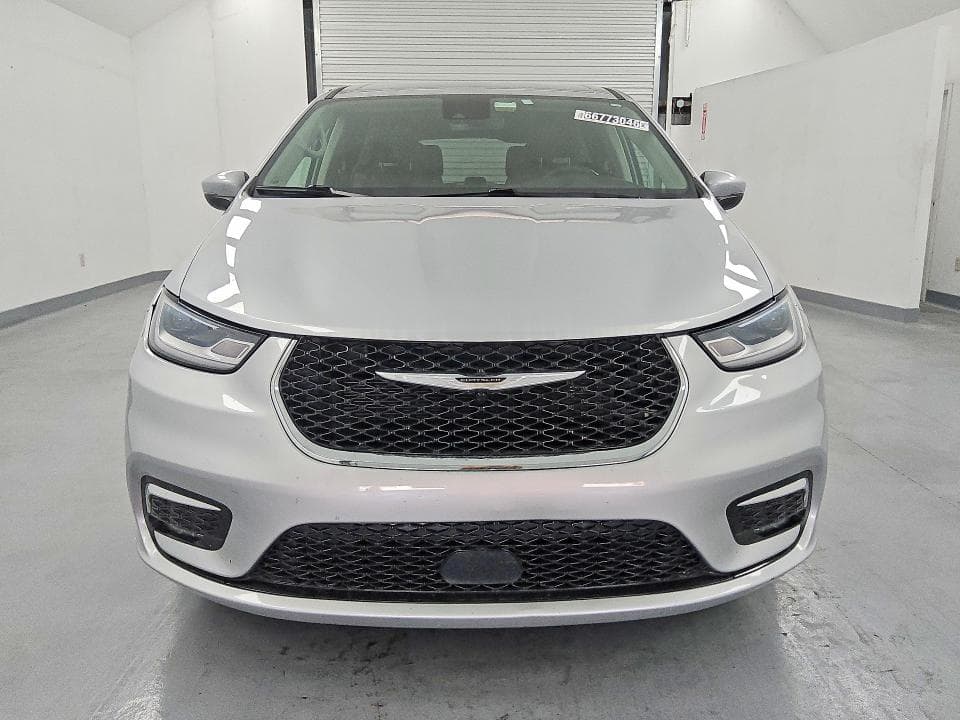 2023 CHRYSLER PACIFICA TOURING L 5