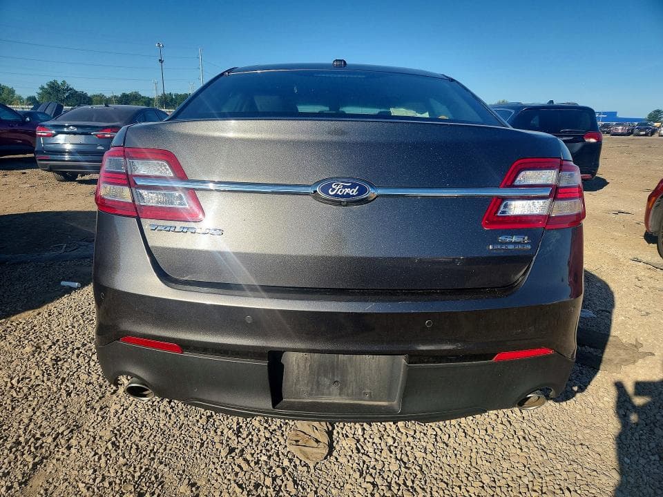 2018 FORD TAURUS SEL 6