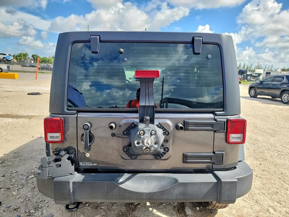 2017 JEEP WRANGLER UNLIMITED SPORT 6
