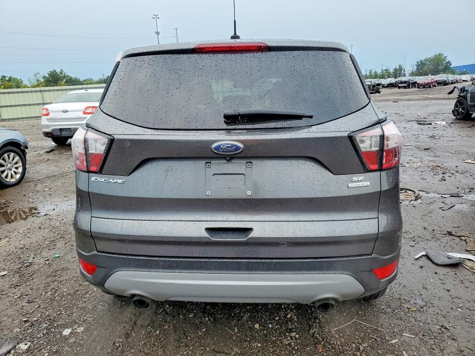 2017 FORD ESCAPE SE 6