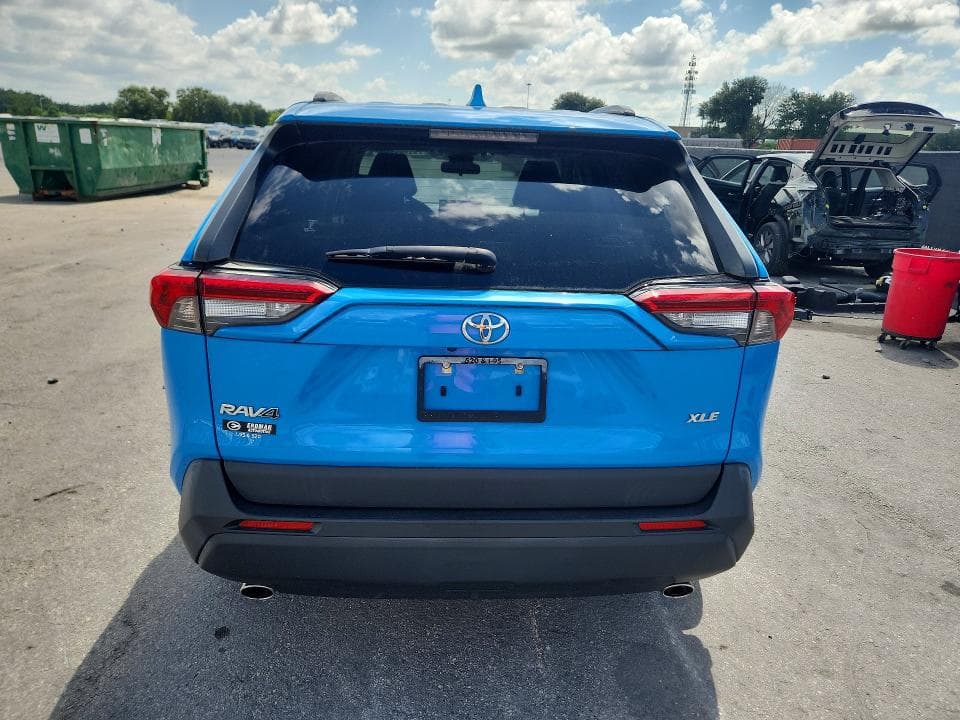 2019 TOYOTA RAV4 XLE PREMIUM 6