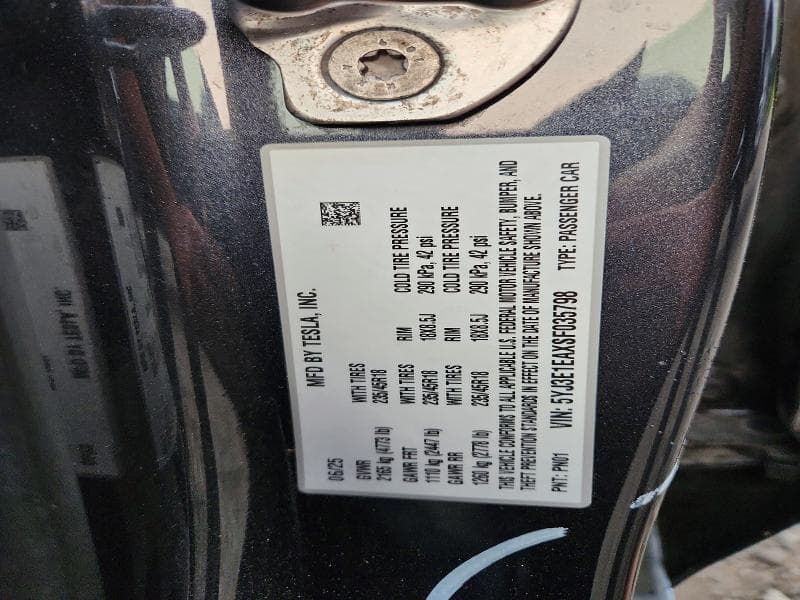 2025 TESLA MODEL 3 13