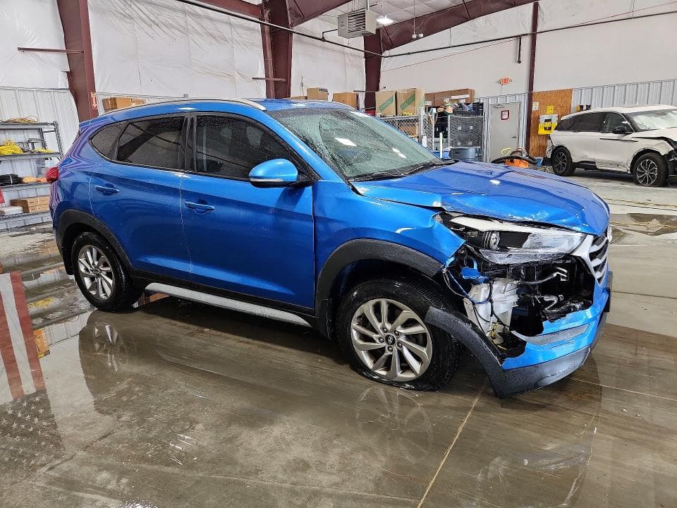 2017 HYUNDAI TUCSON SE PLUS 4