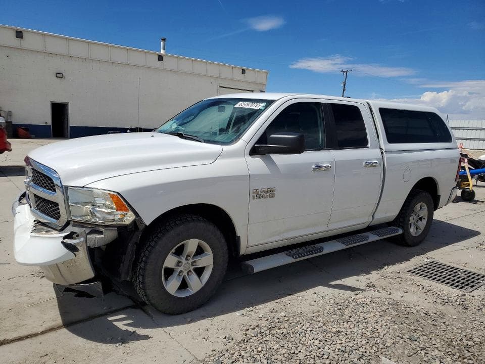 2017 RAM 1500 SLT - 1