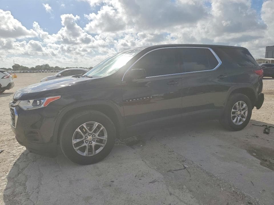 2020 CHEVROLET TRAVERSE LS - 1