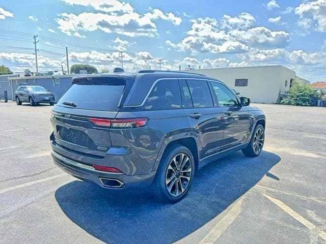 2022 JEEP GRAND CHER OVERLAND 7