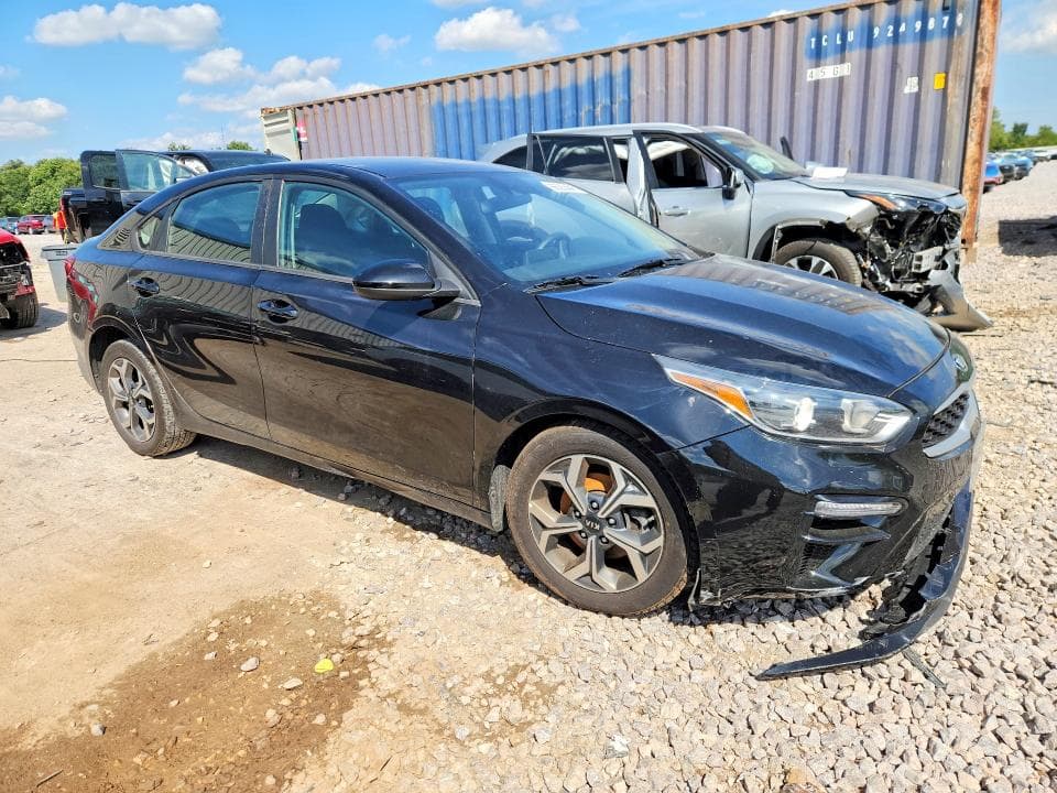 2021 KIA FORTE LXS 4