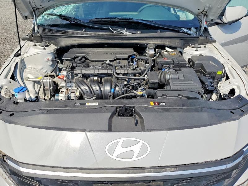 2024 HYUNDAI ELANTRA SEL 11