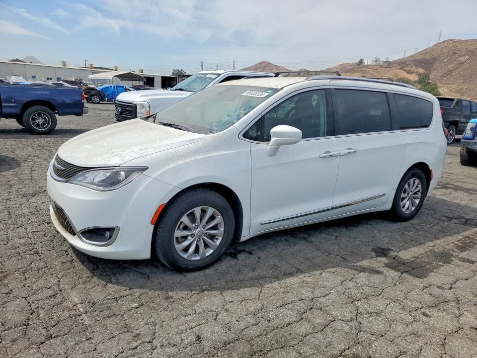 2018 CHRYSLER PACIFICA TOURING L - 1