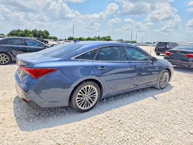 2019 TOYOTA AVALON HYBRID LIMITED 3