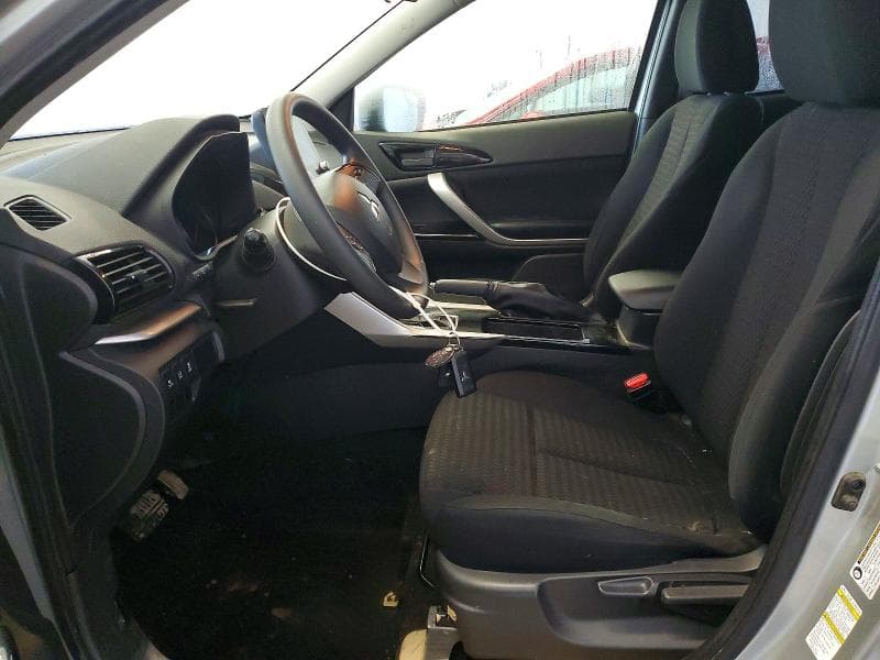 2024 MITSUBISHI ECLIPSE CROSS LE 7