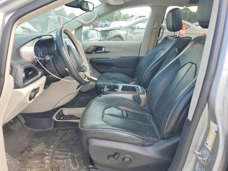 2017 CHRYSLER PACIFICA LIMITED 7