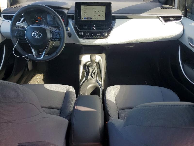 2025 TOYOTA COROLLA SE 8