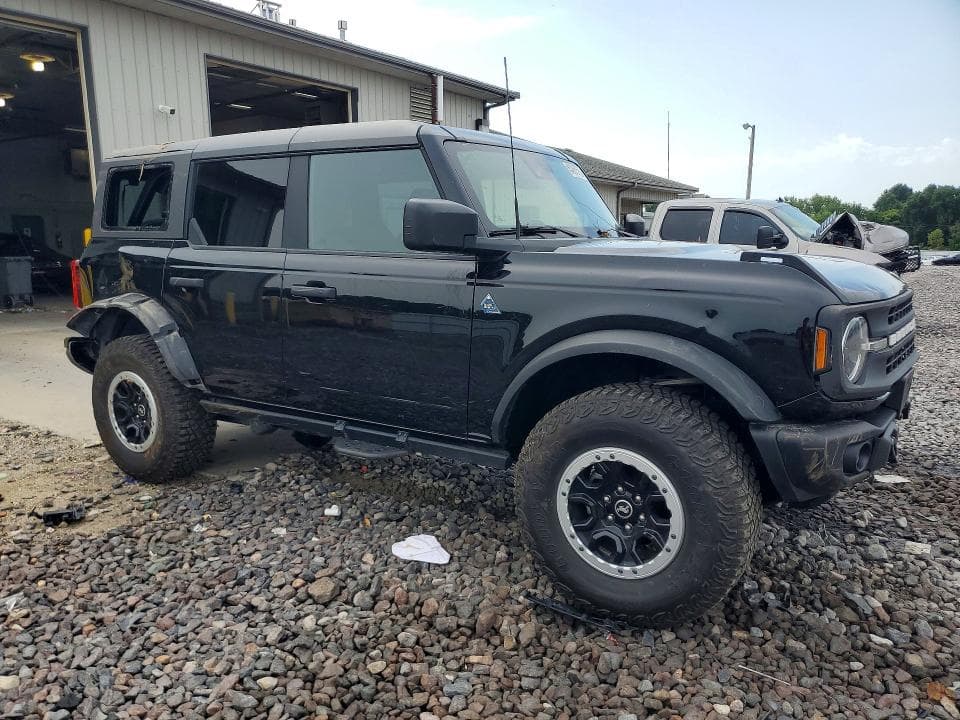 2023 FORD BRONCO BASE 4