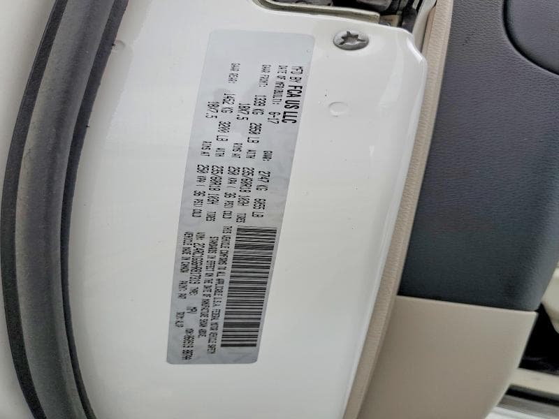2017 CHRYSLER PACIFICA LIMITED 13
