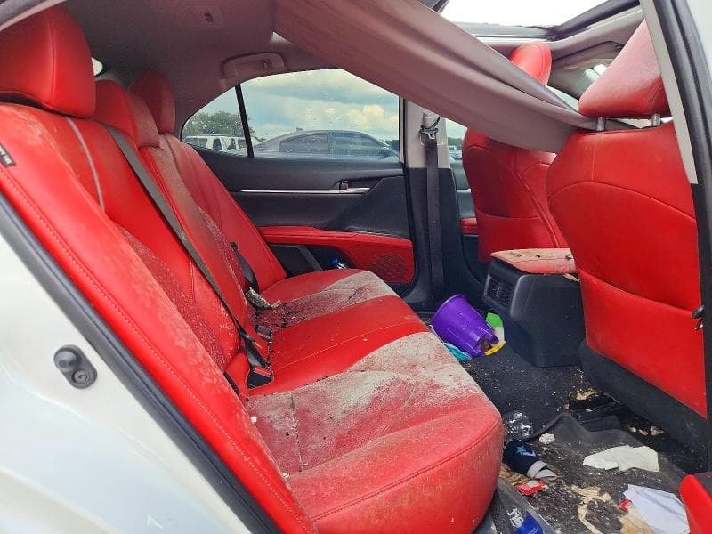2022 TOYOTA CAMRY XSE 10