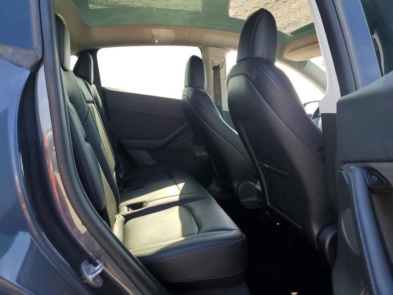2022 TESLA MODEL Y 10