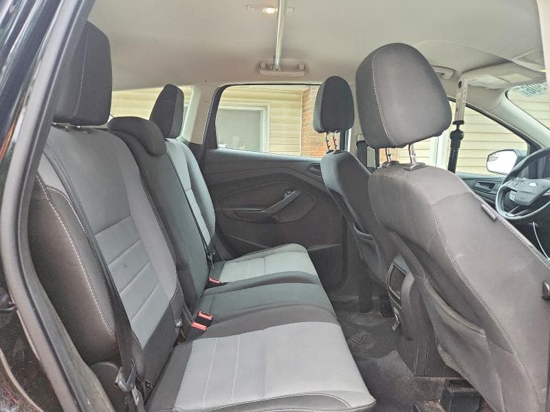 2017 FORD ESCAPE S 11
