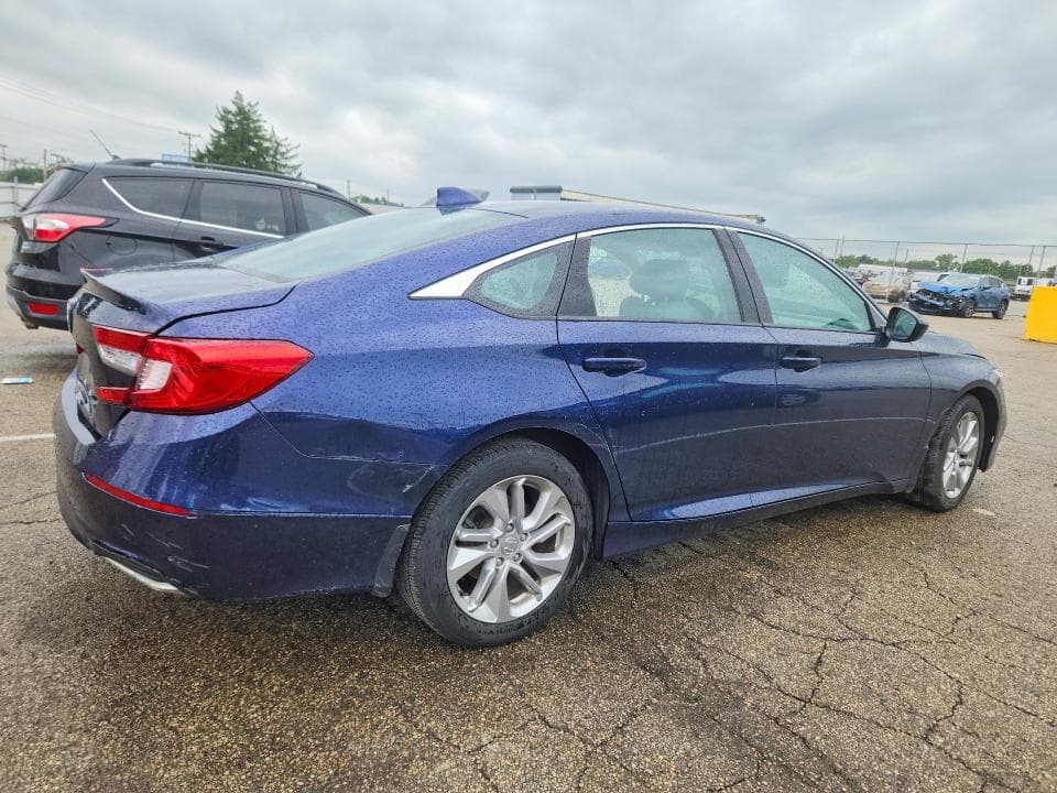 2020 HONDA ACCORD LX 3