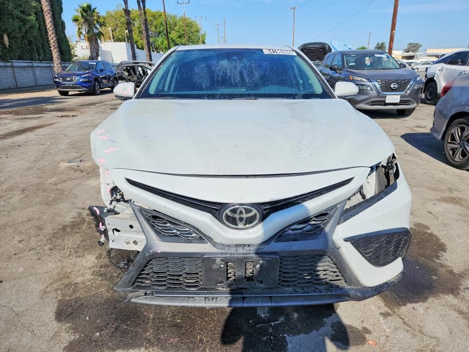 2022 TOYOTA CAMRY SE 5
