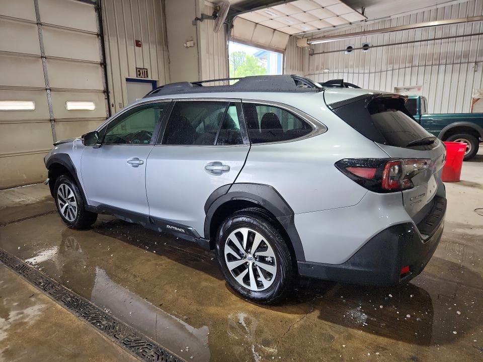 2025 SUBARU OUTBACK PREMIUM 2