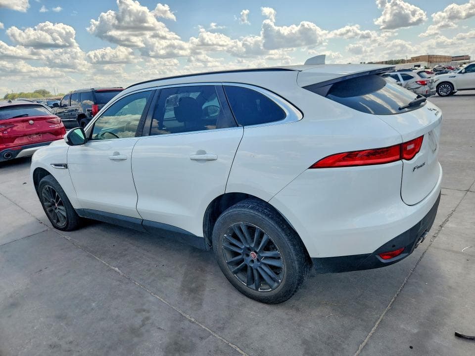 2017 JAGUAR F-PACE PRESTIGE 2