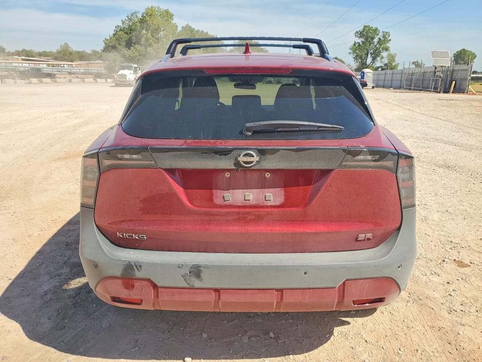 2025 NISSAN KICKS SR 6