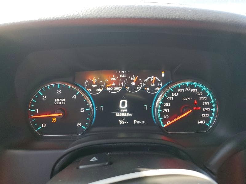 2017 GMC YUKON SLT 9