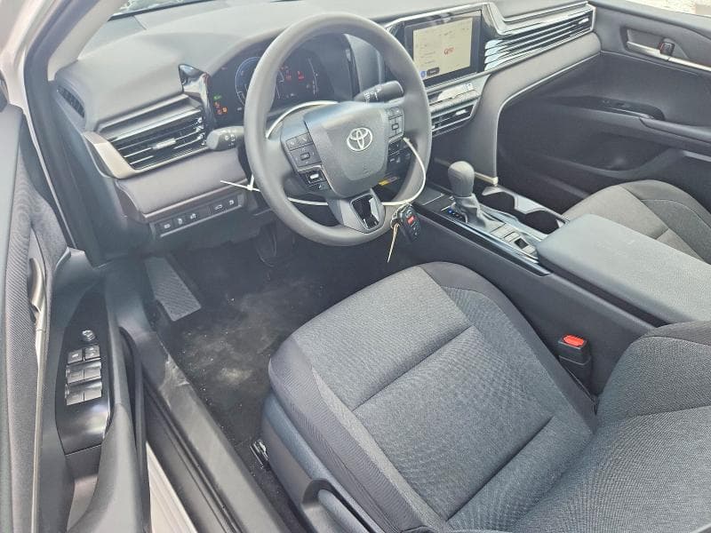 2026 TOYOTA CAMRY LE 8