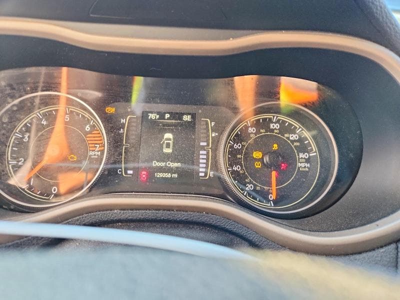 2017 JEEP CHEROKEE LATITUDE 9
