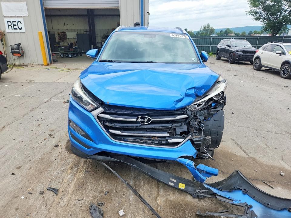 2017 HYUNDAI TUCSON SE PLUS 5