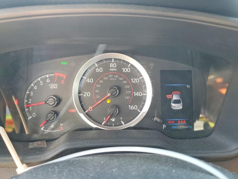 2020 TOYOTA COROLLA SE 9