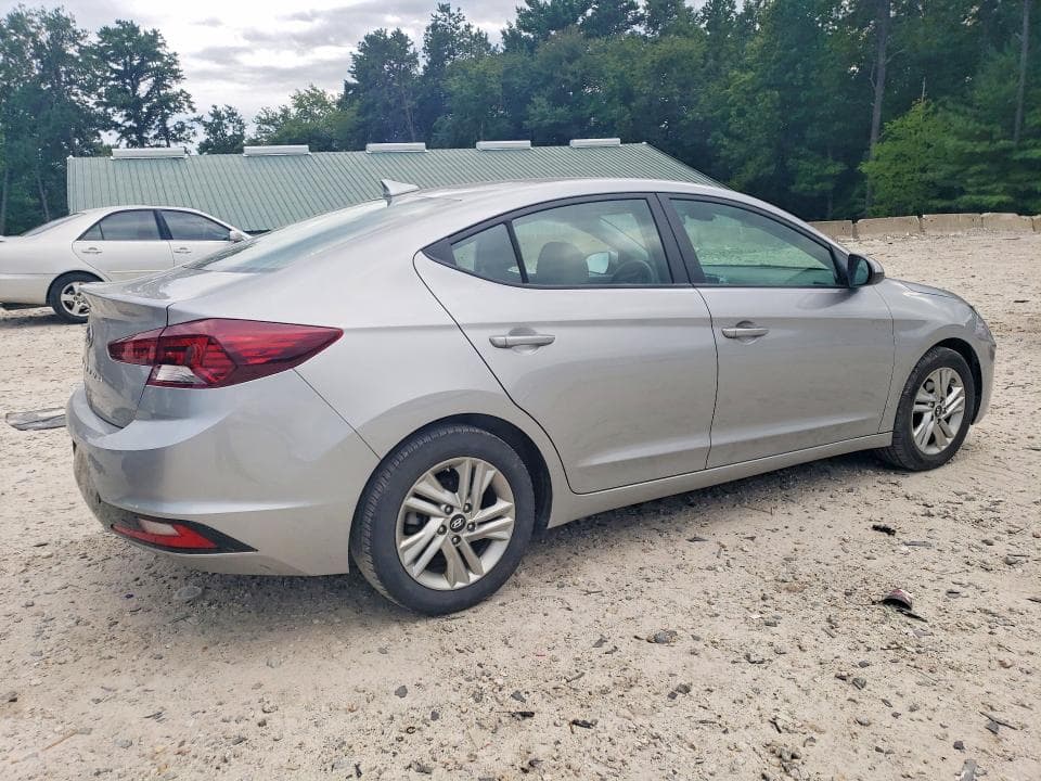 2020 HYUNDAI ELANTRA SEL 3