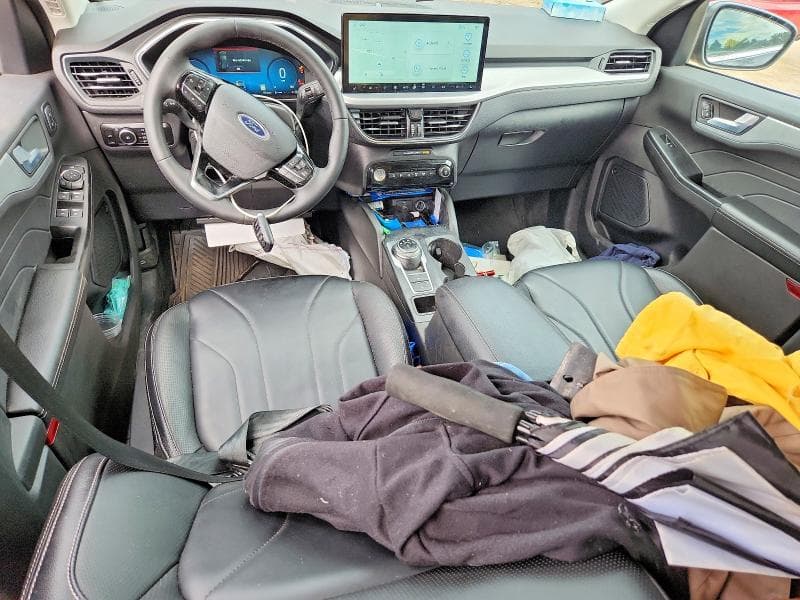 2025 FORD ESCAPE PLATINUM 8