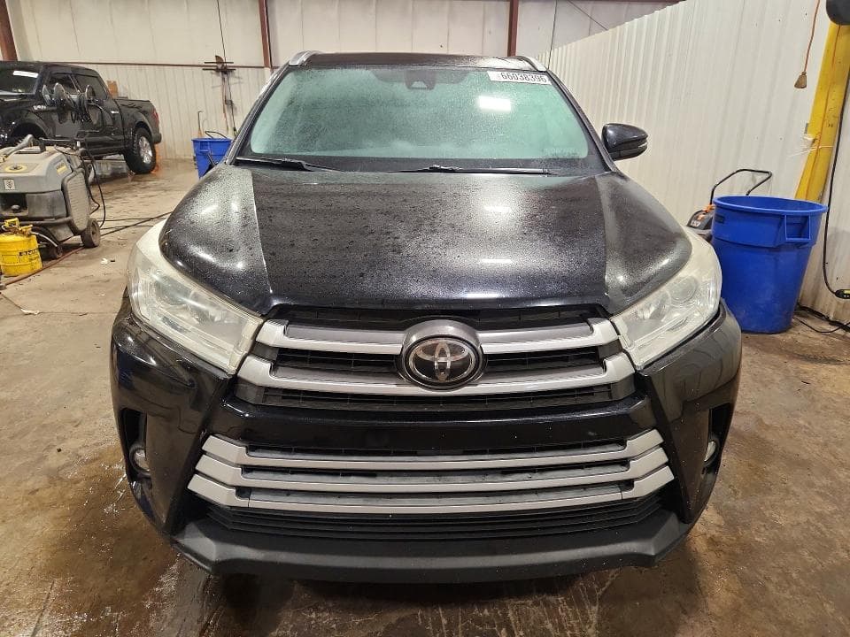 2018 TOYOTA HIGHLANDER XLE 5