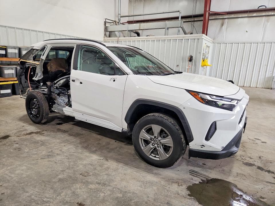 2024 TOYOTA RAV4 XLE 4
